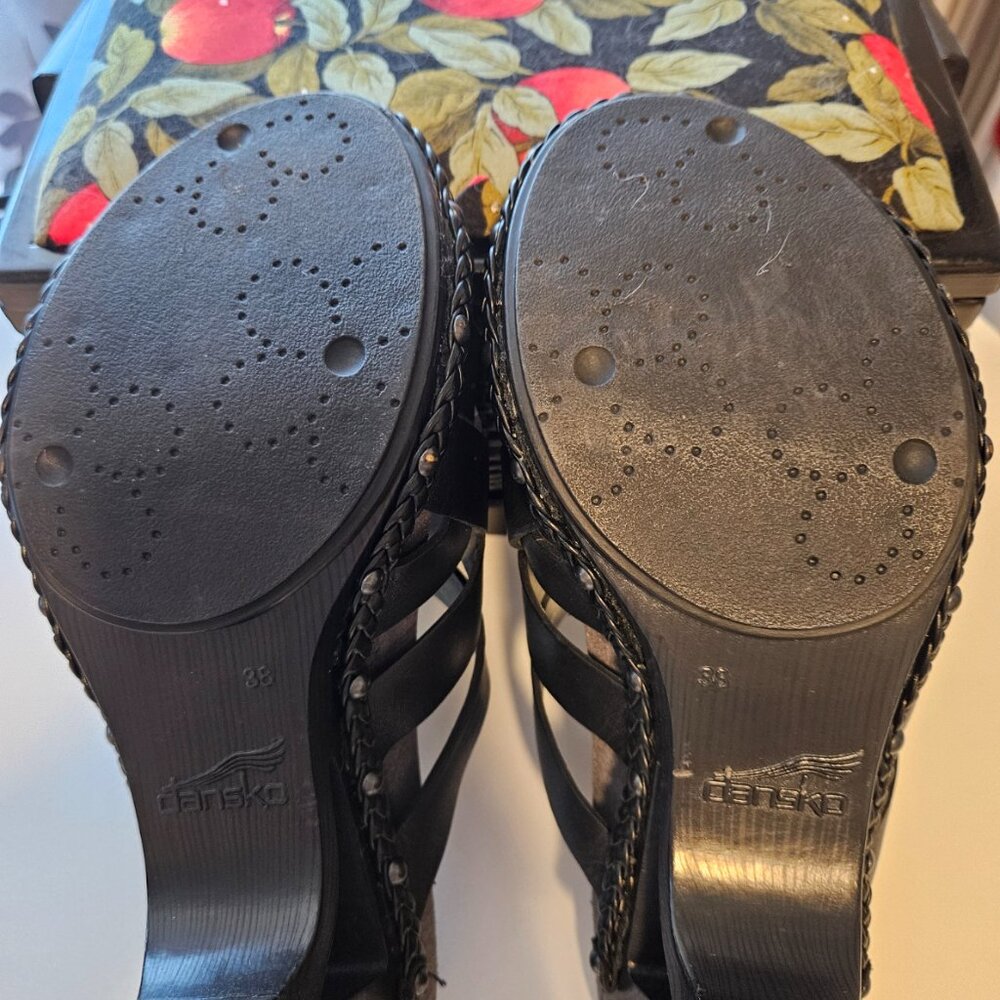 Dansko Sandals 38 - Picture 5 of 8